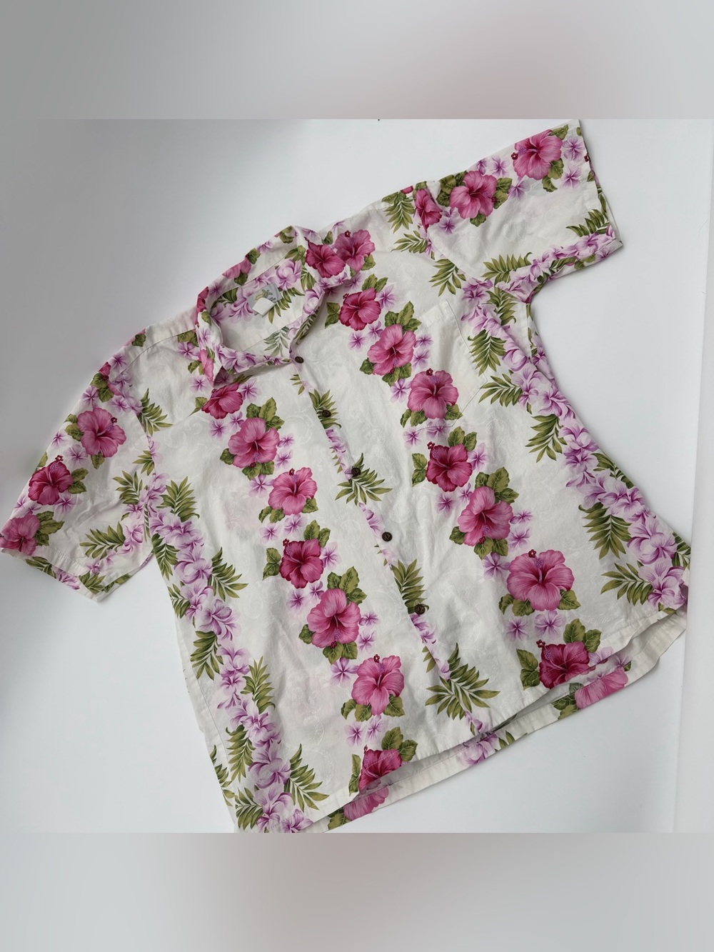 ALOHAS White Floral Button-Up Top with Pink & Green Hibiscus Print